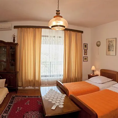 Apartments-curkovic * Trogir